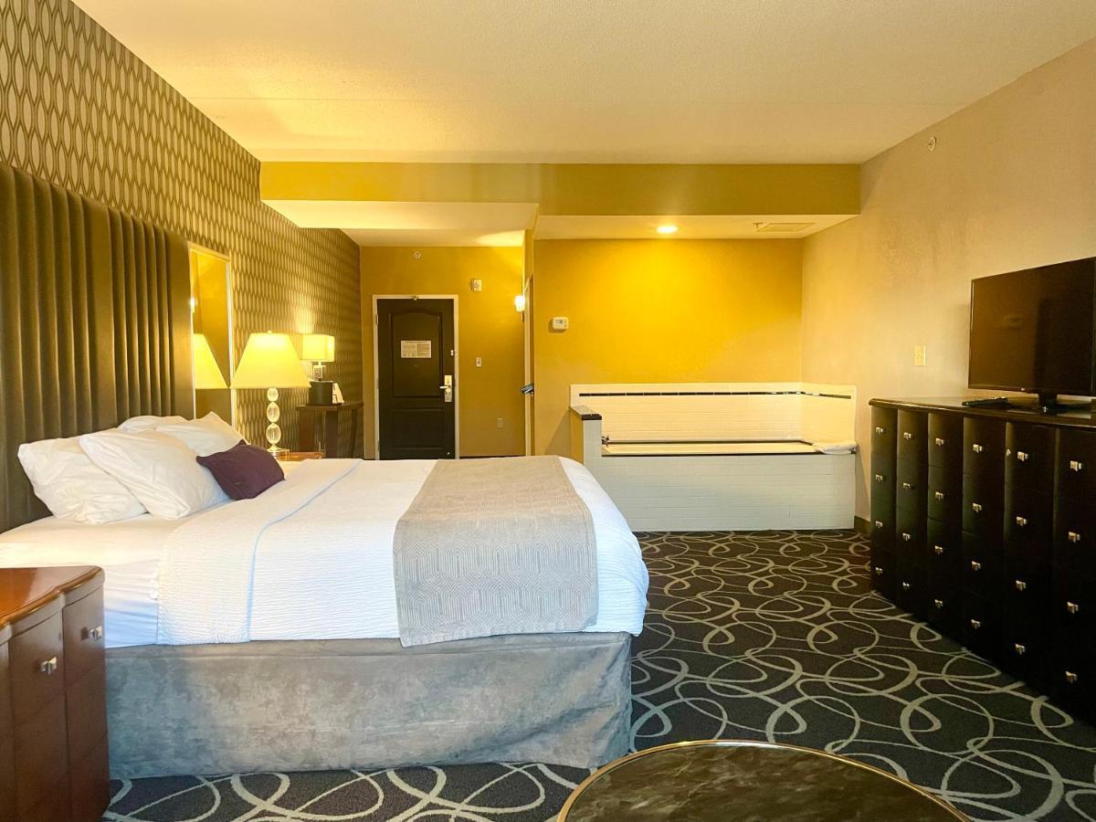 Park Manor Hotel Clifton Park Ngoại thất bức ảnh A room at the Hilton Garden Inn in San Francisco